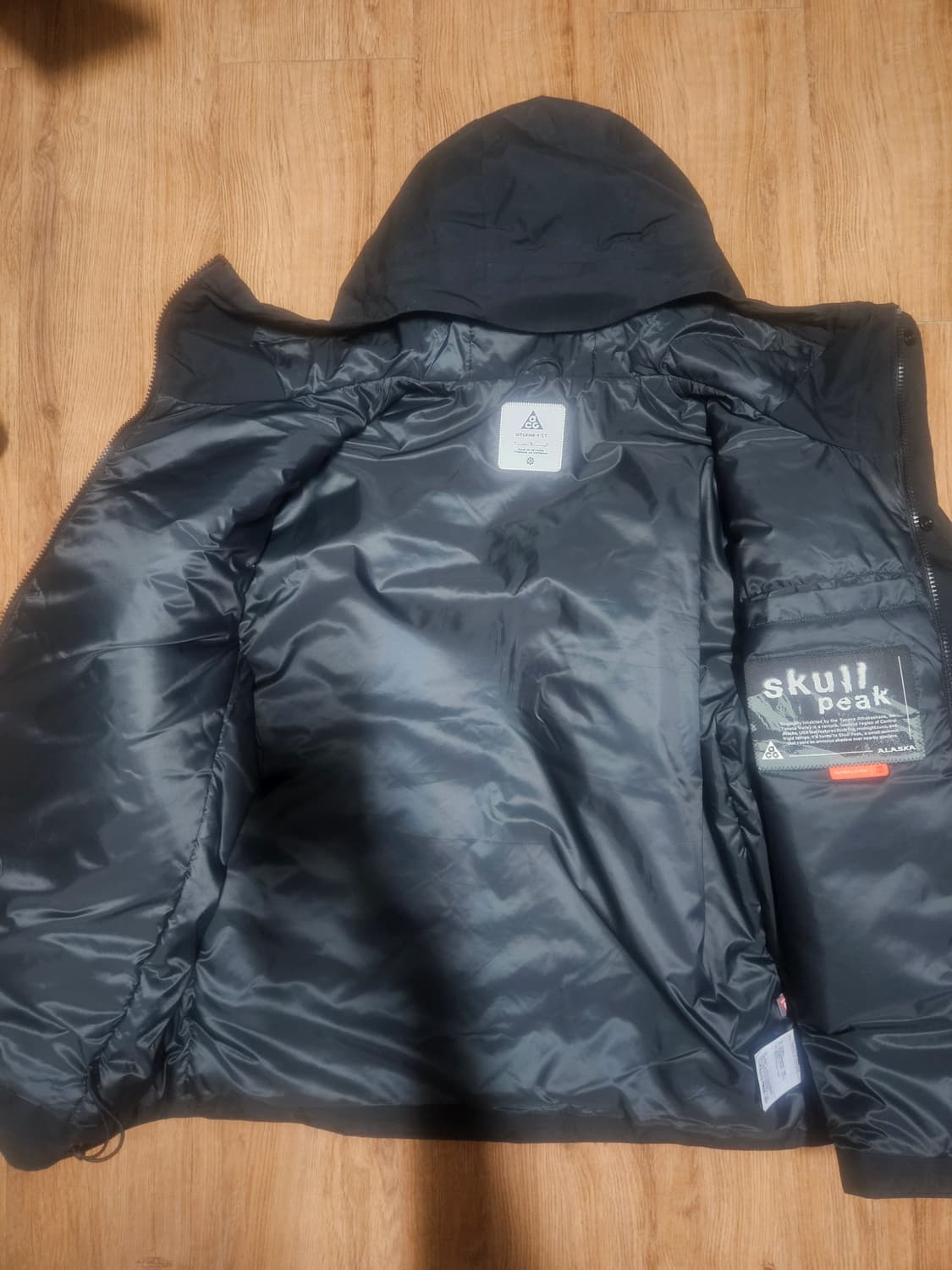 ACG 나이키 스컬 피크 스톰핏 자켓.블랙 라지. 상품이미지3