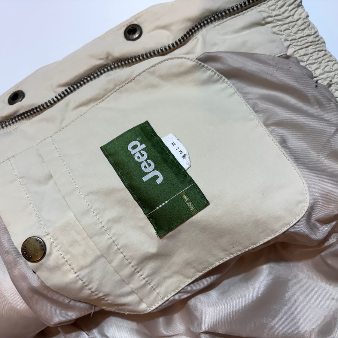 Jeep 지프 패턴 니트 믹스 패딩 후드 베스트 상품이미지7