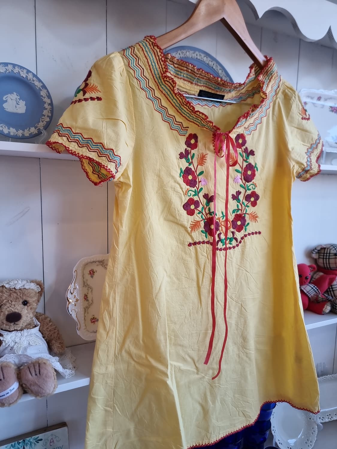 옐로 플라워 자수 원피스 상품이미지3