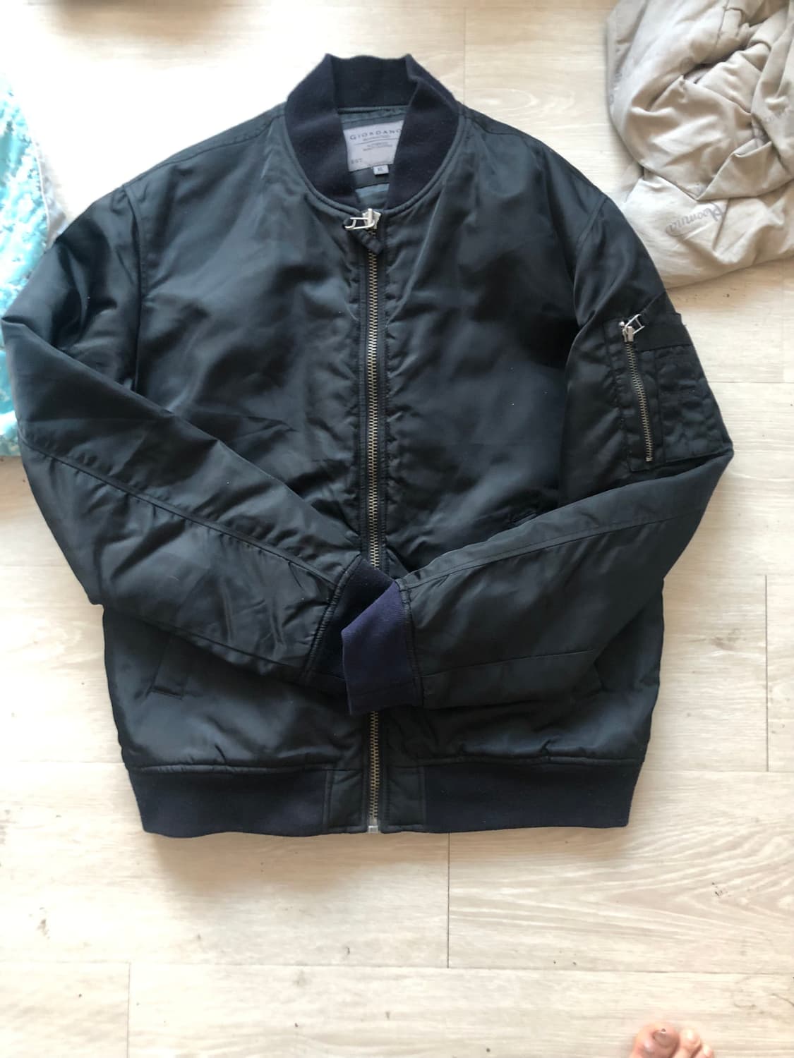 지오다노 항공점퍼 MA-1 XL 105 상품이미지1