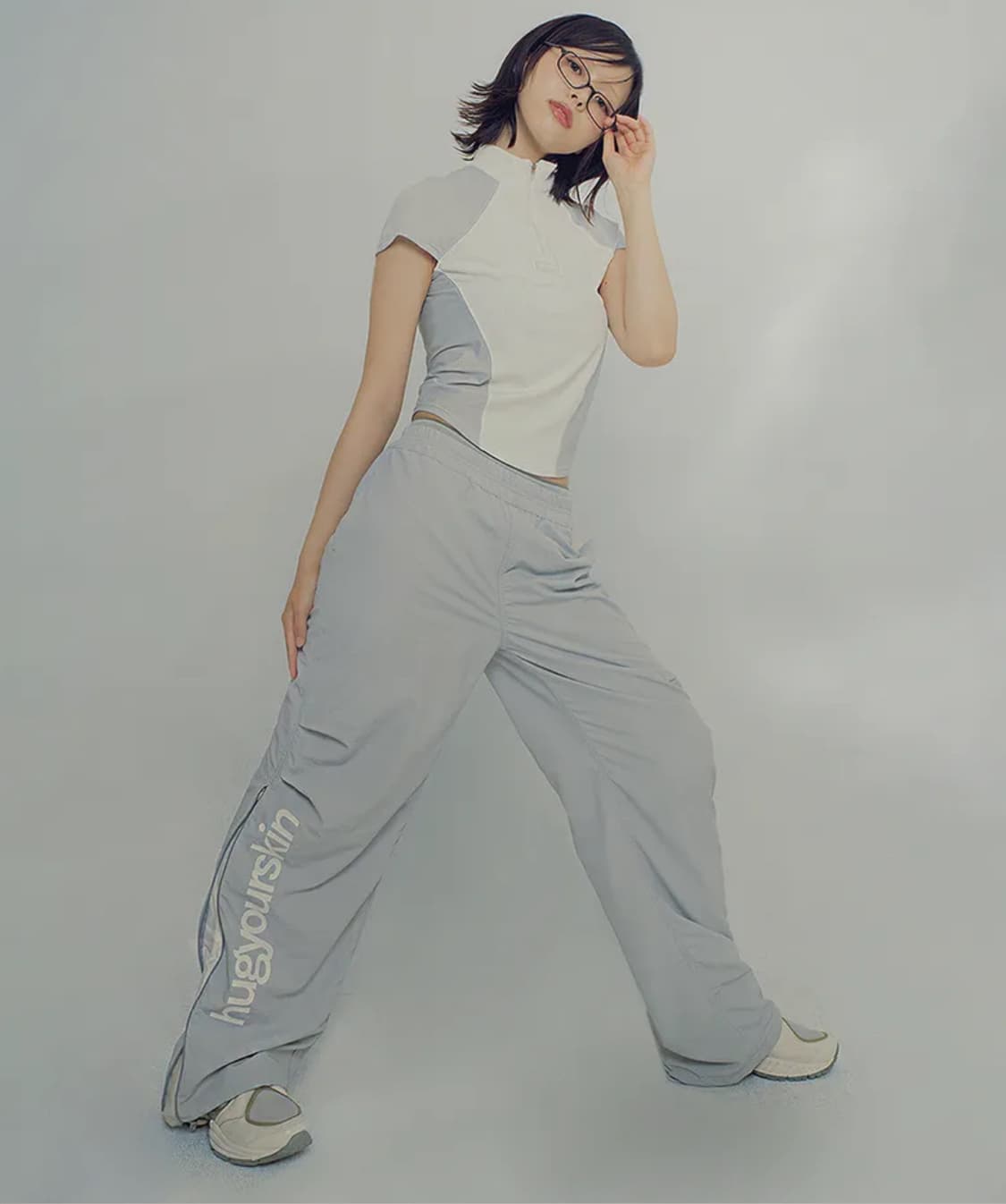 허그유어스킨 인시전 파라슈트 팬츠 차콜 상품이미지3