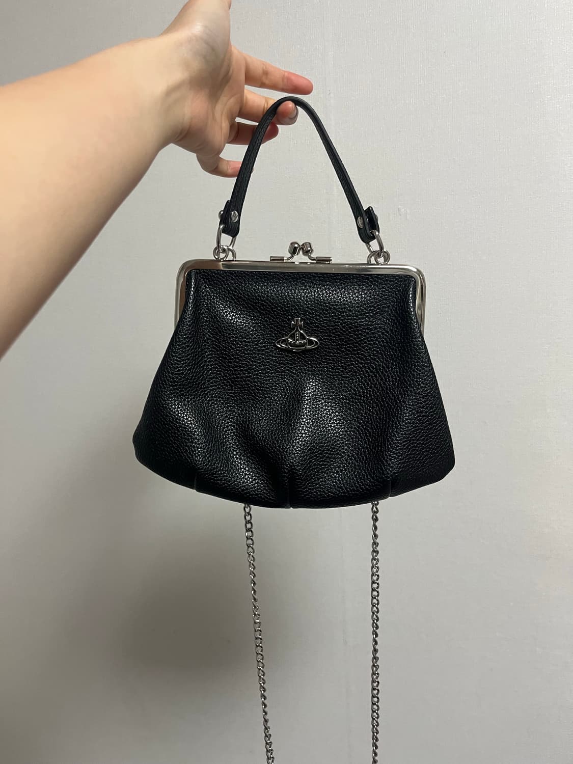 비비안웨스트우드 조안나 프레임 펄스 비건백 상품이미지8