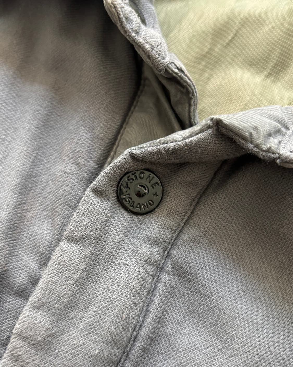 Stone Island 스톤아일랜드 차콜 컬러 와펜 셔츠 자켓 상품이미지4