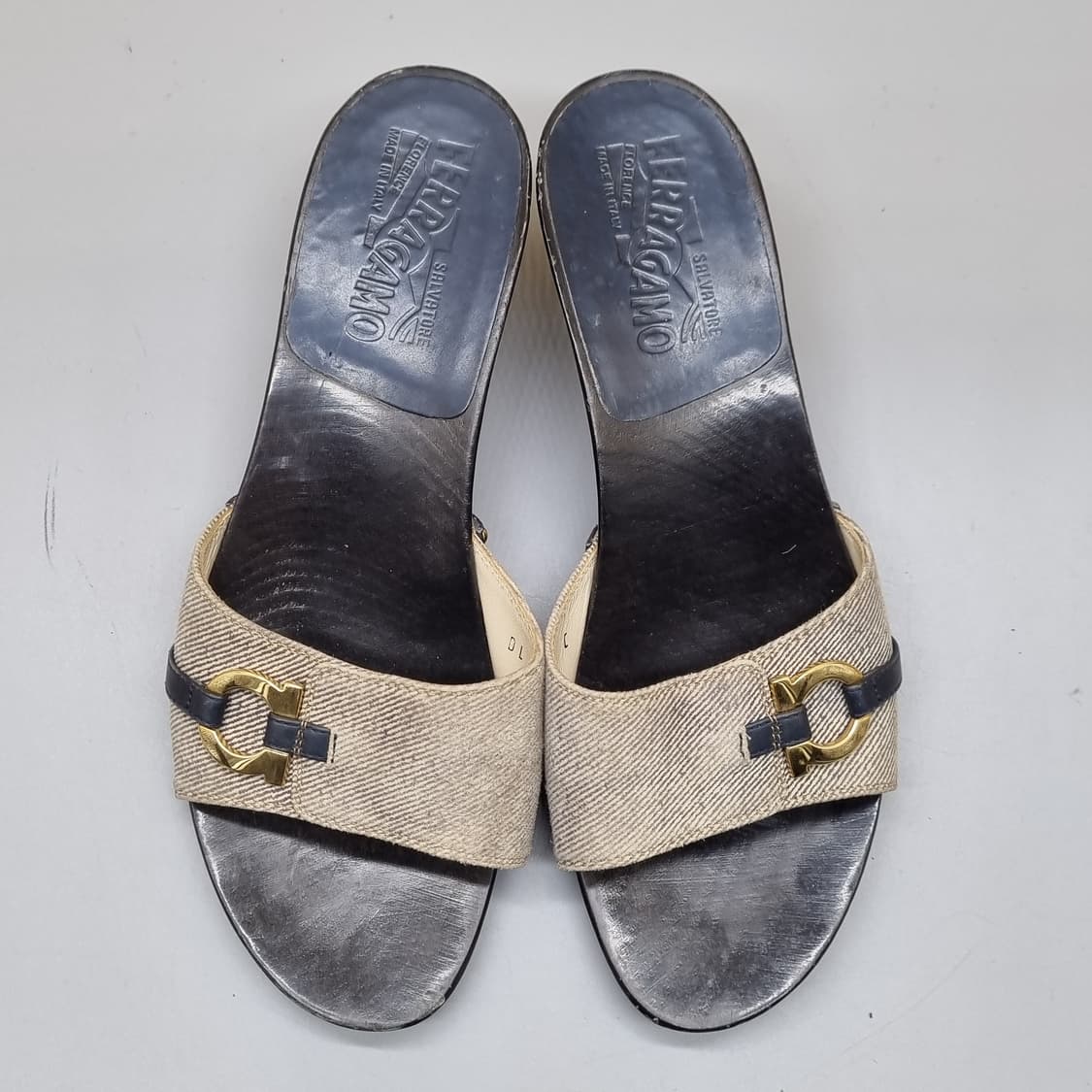 페라가모 여성슬리퍼220 굽5 상품이미지2