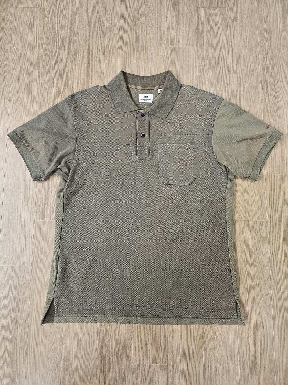 유니클로 엔지니어드가먼츠 PK 반팔 카키 상품이미지1