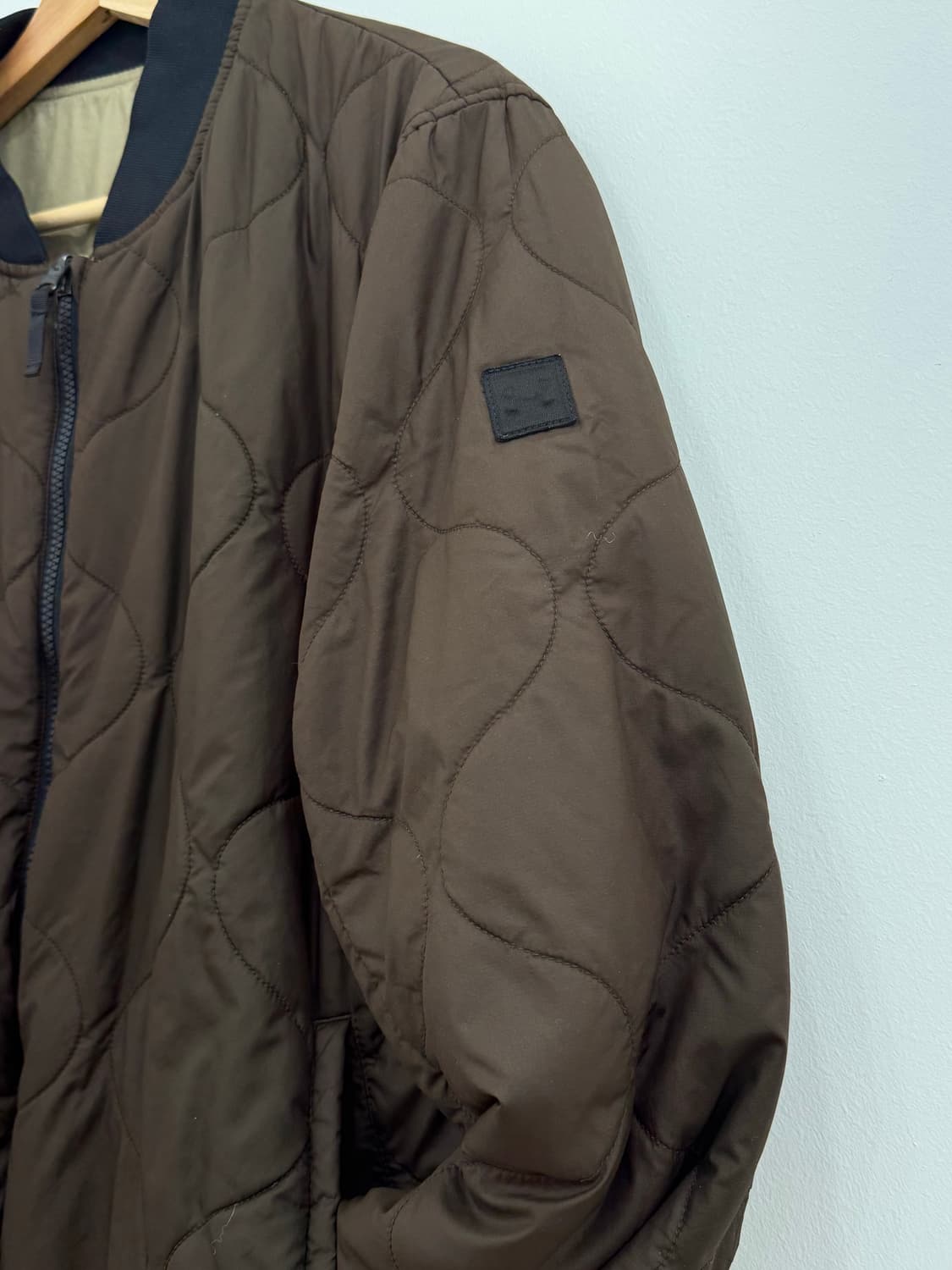 언더아머 투웨이 지퍼 경량패딩 상품이미지3