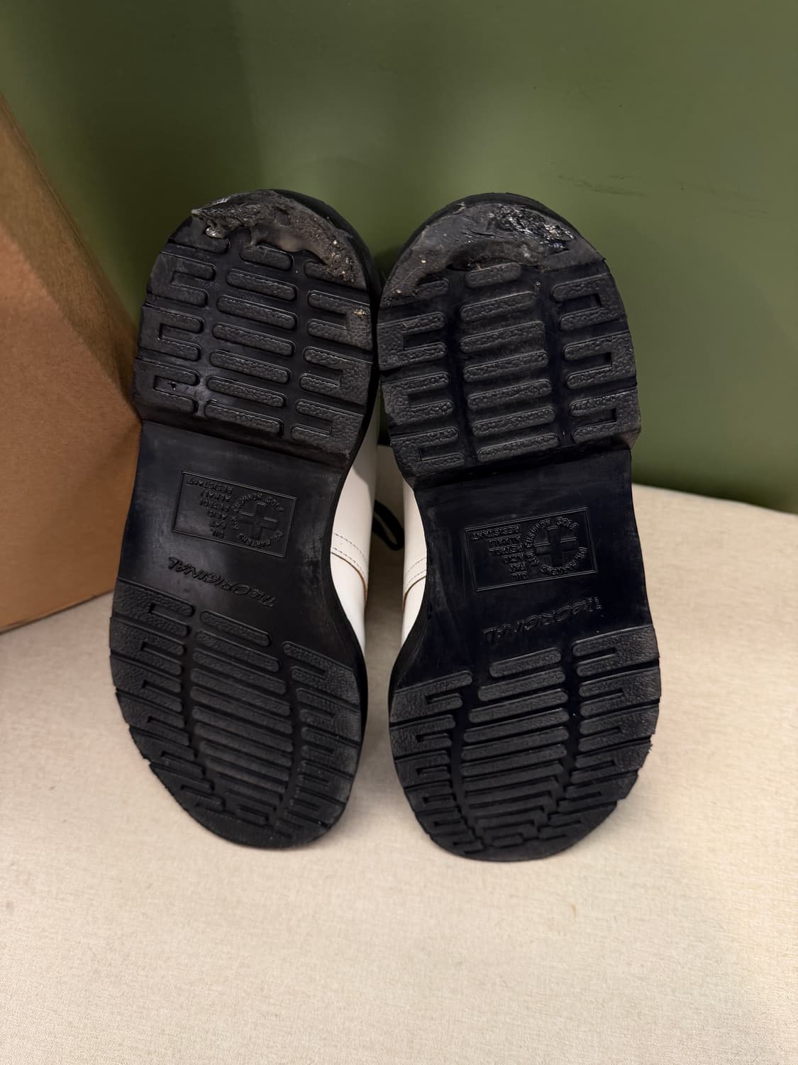 슈프림 닥터마틴 스파이더웹 화이트 us8 41사이즈  상품이미지3