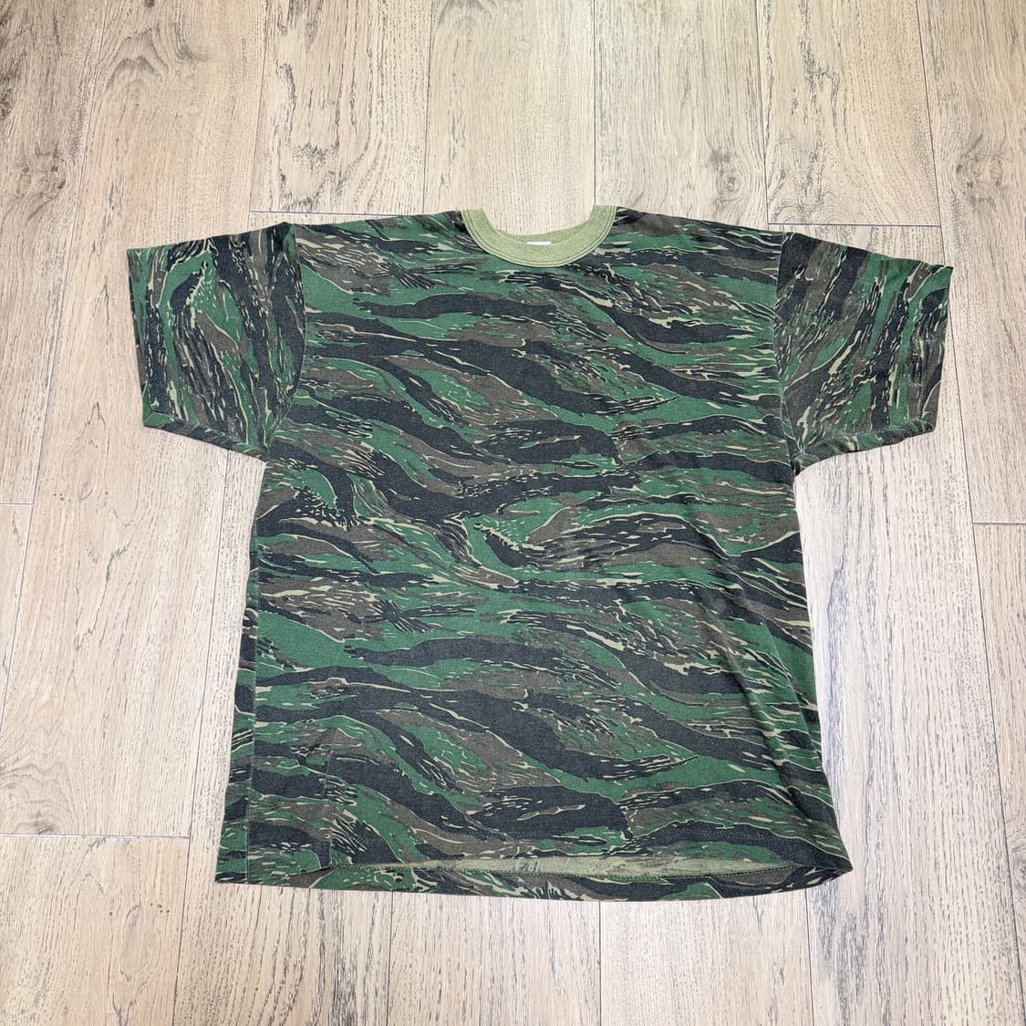 Tiger Camo 싱글 스티치 티 상품이미지1