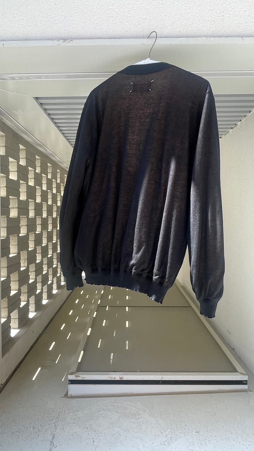 Maison Margiela See-through Cotton V-nec 상품이미지8