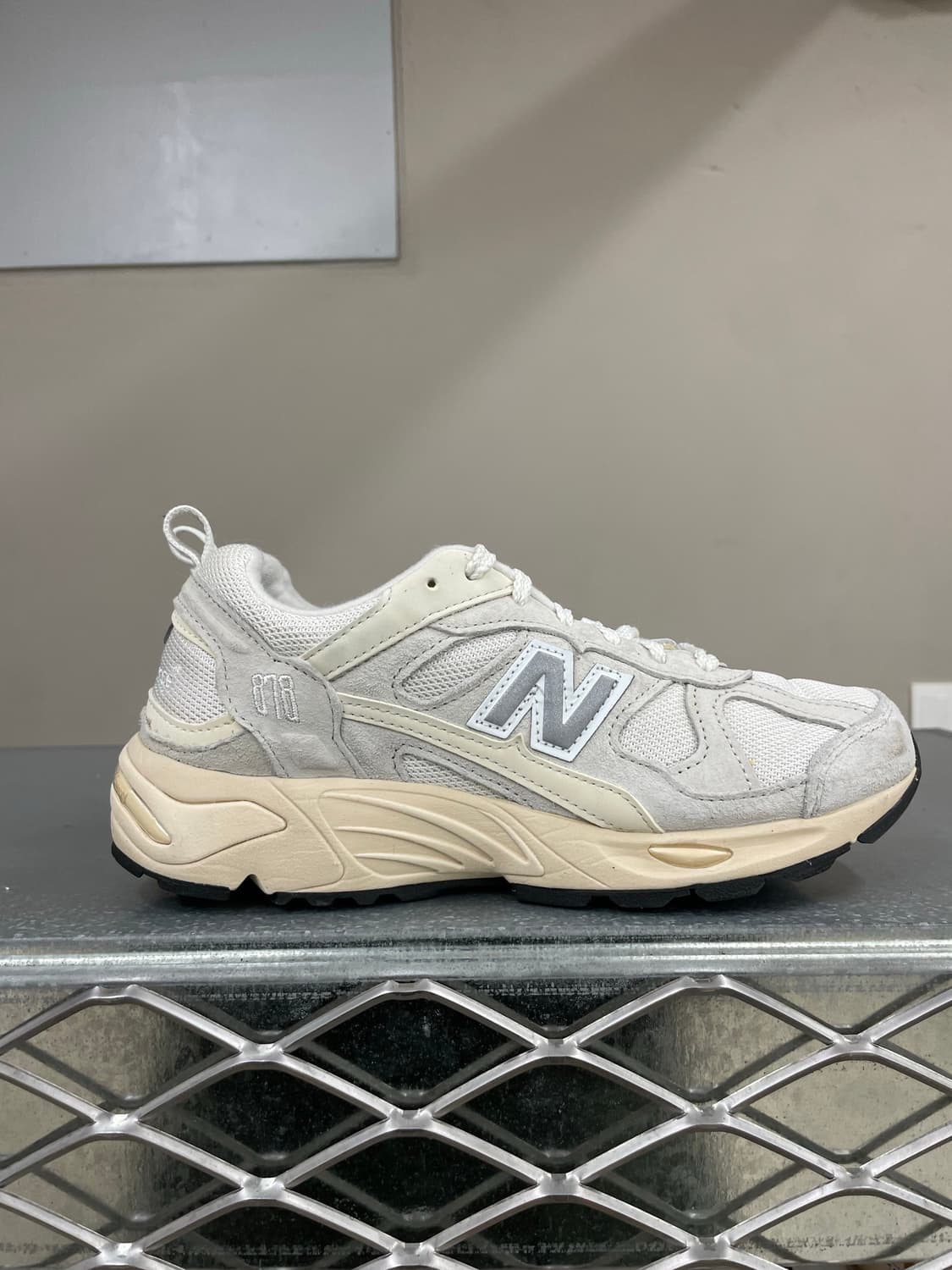 뉴발란스 878 라이트 그레이 235 상품이미지4