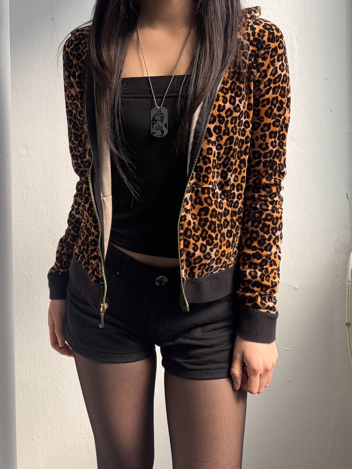 Juicy Couture Leopard Velvet Hood Zip-Up 상품이미지3