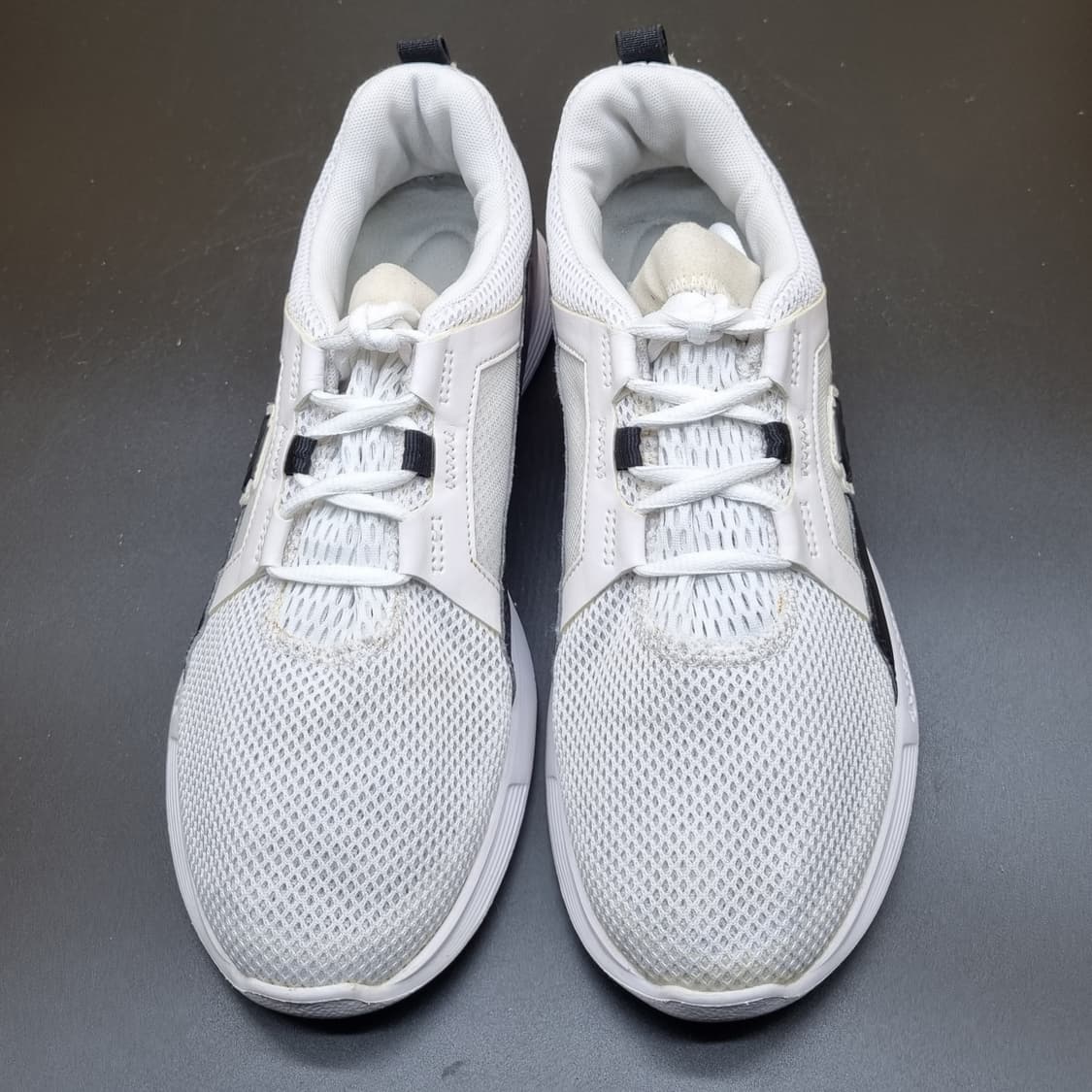 데상트 쉘레타 런닝화250 상품이미지2