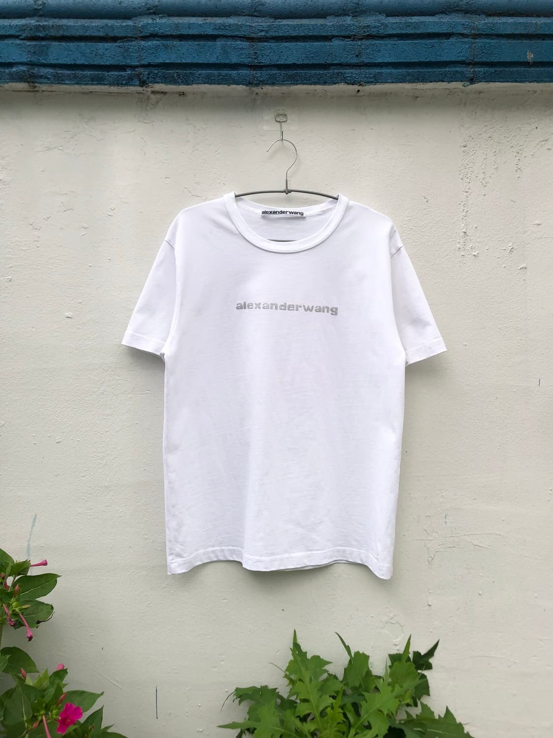Crystal Embellish Lips Grill T-shirt 상품이미지4