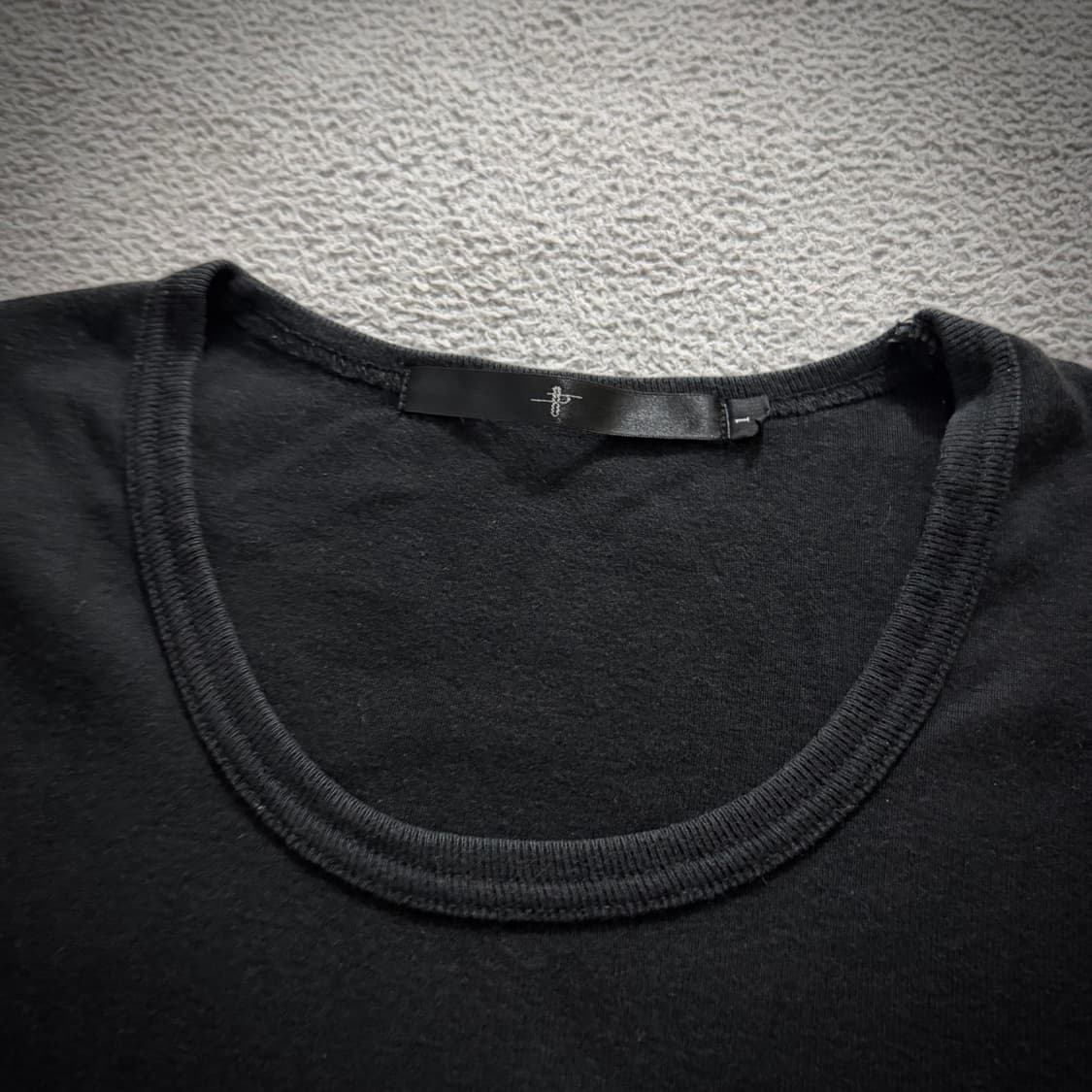 No id long sleeve 상품이미지2