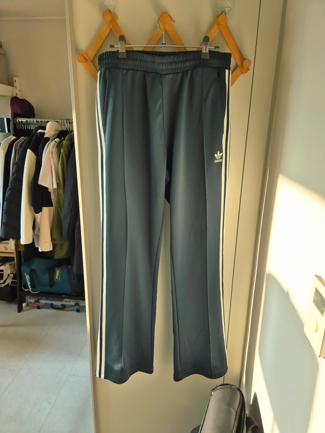 [아디다스] 아디컬러 70s 트랙 팬츠 IX5224(그린) 상품이미지1