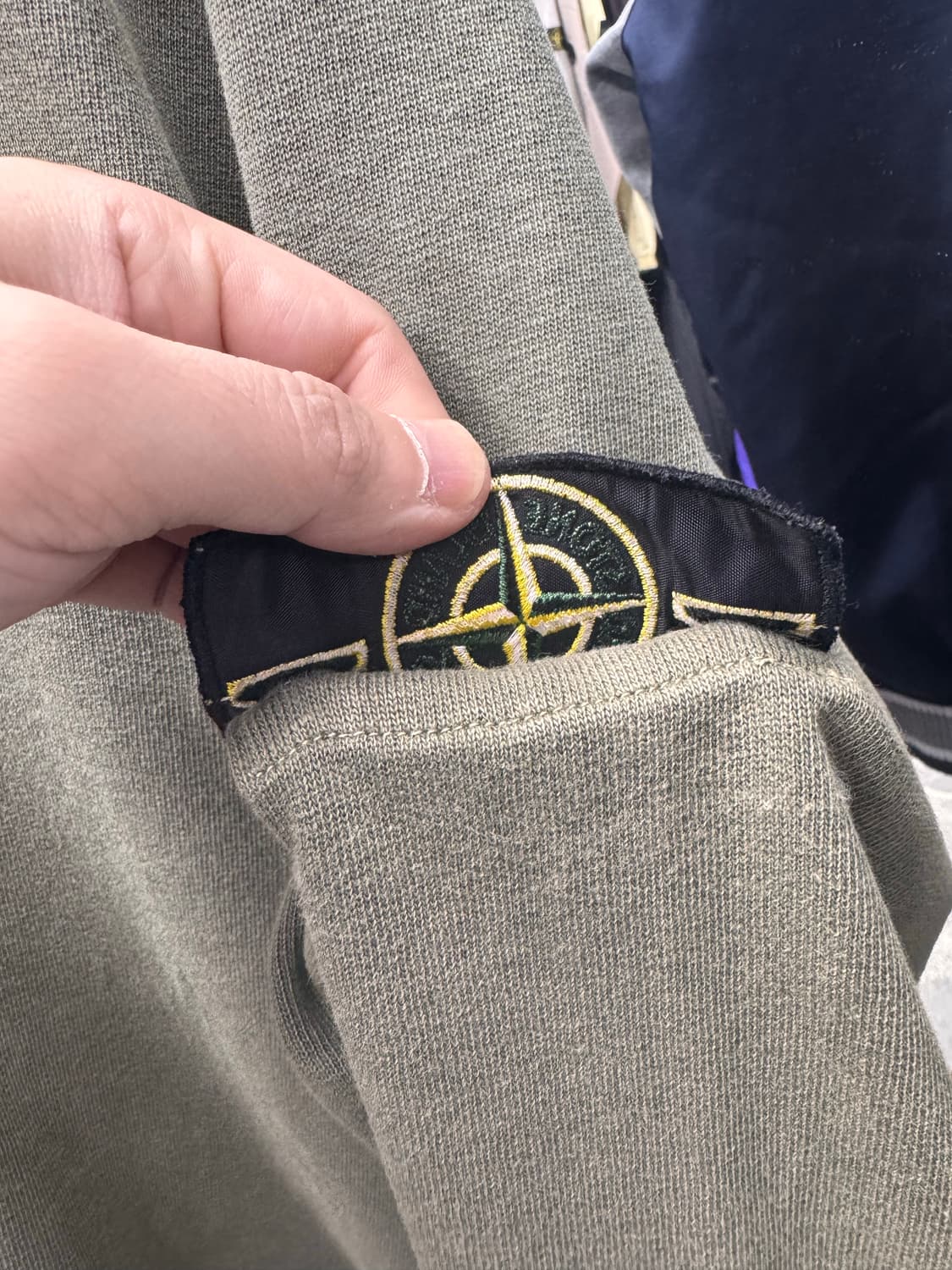 국내매장정품qr) 스톤아일랜드 맨투맨 코튼맨투맨 상품이미지6