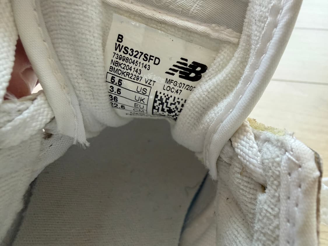 뉴발란스 327 문빔 225 상품이미지6