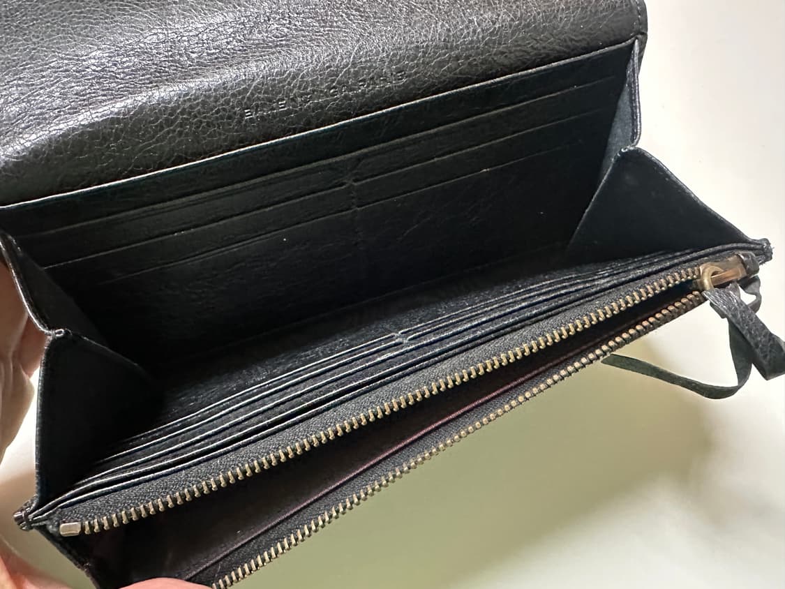 발렌시아가 모터 가죽 장지갑 블랙 상품이미지3