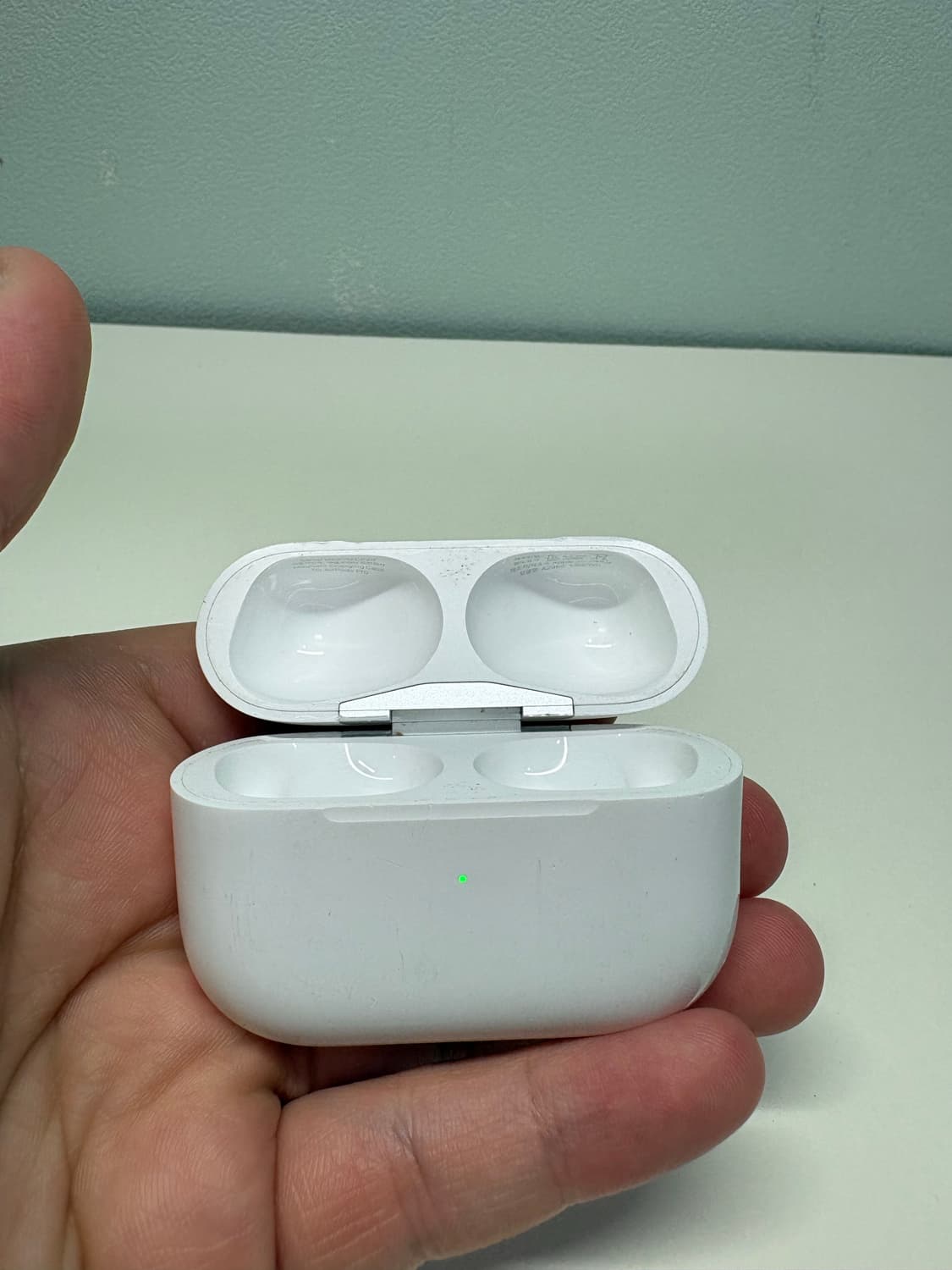 에어팟 프로2 C타입 본체 상품이미지3