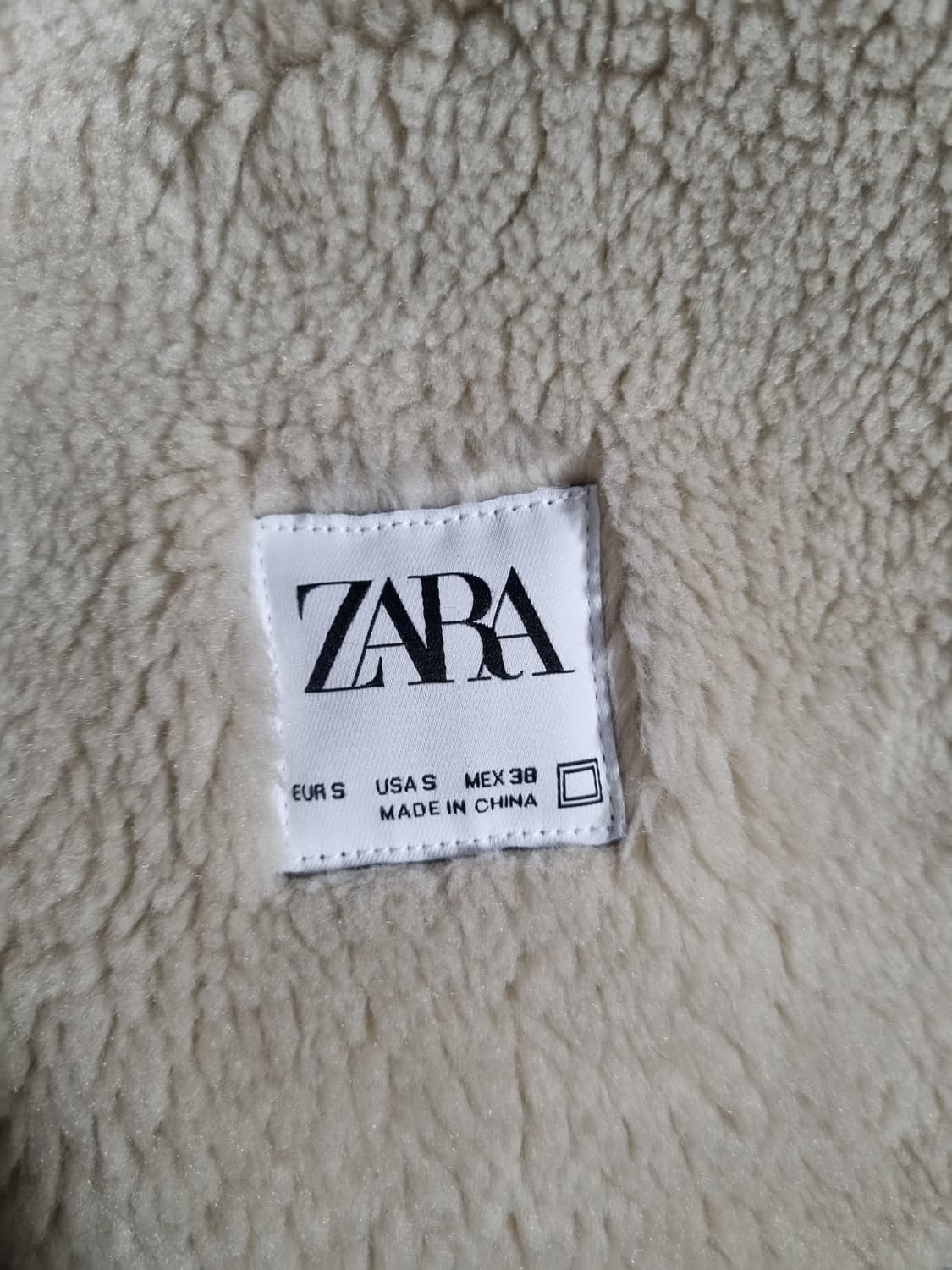 자라 남성 양가죽 무스탕  상품이미지3