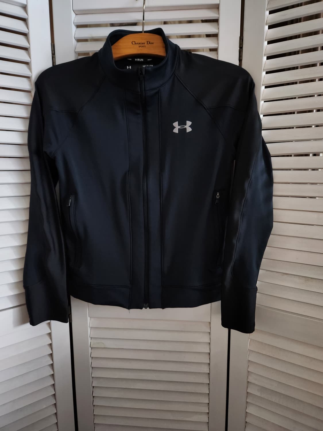 언더아머 런 자켓 S 상품이미지1