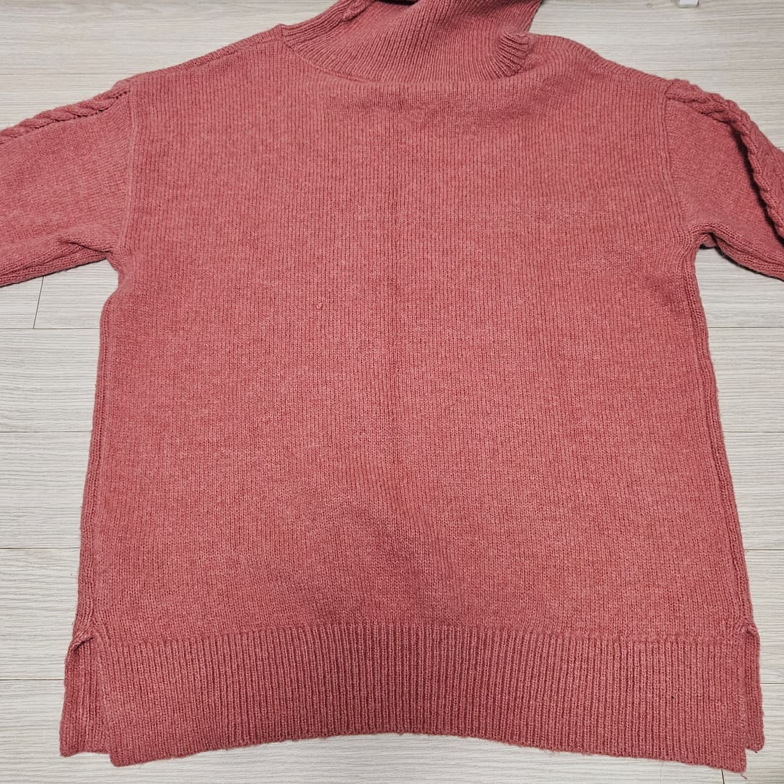 로엠 진핑크 폴라 니트 상품이미지3