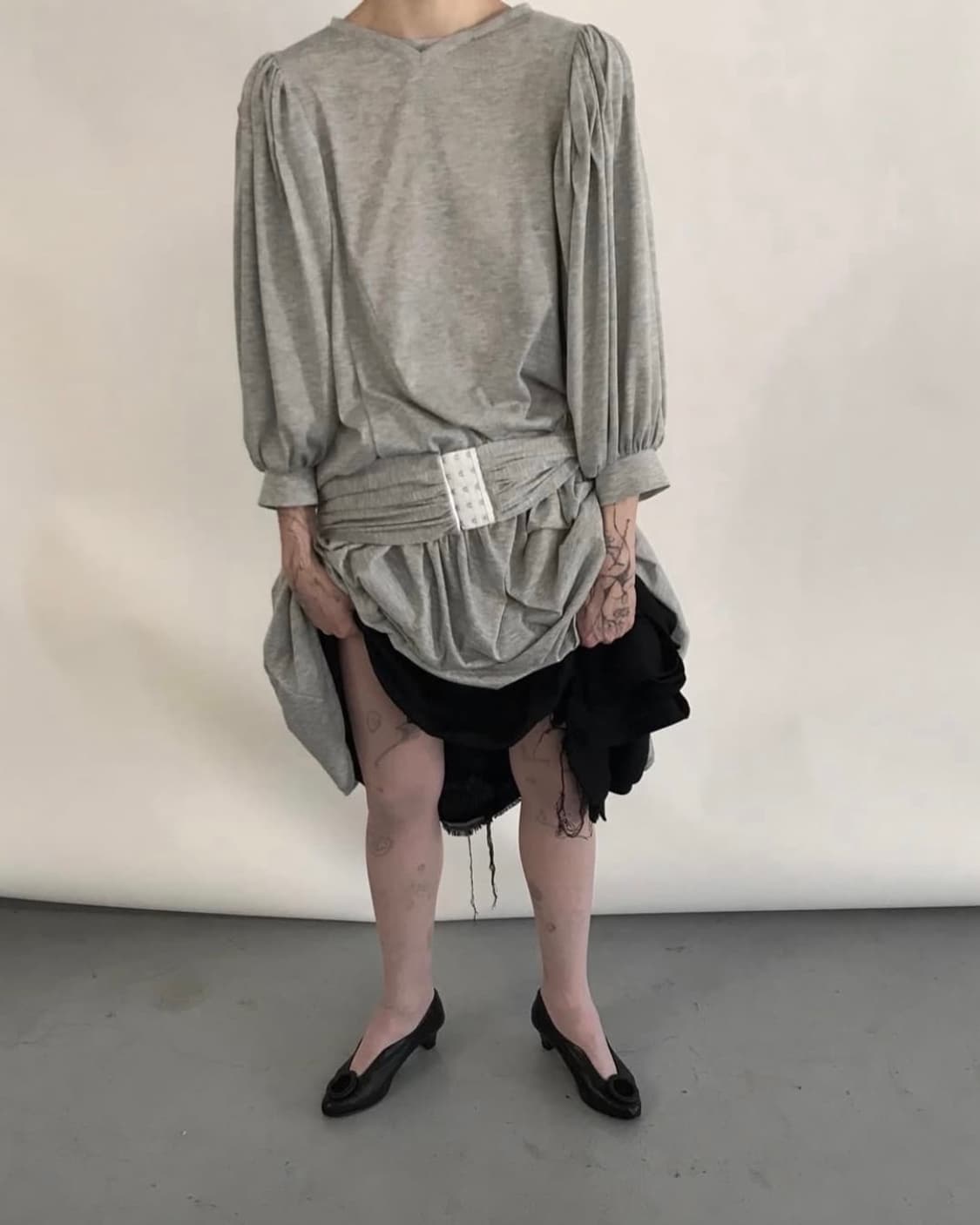 에옹쓰 Art Nouveau Dress- gray 상품이미지2