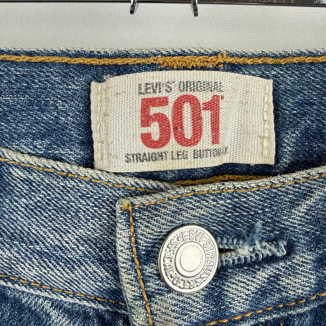 (32/33) 리바이스 501 스트레이트 핏 버튼플라이 연청 데님 팬츠 상품이미지5