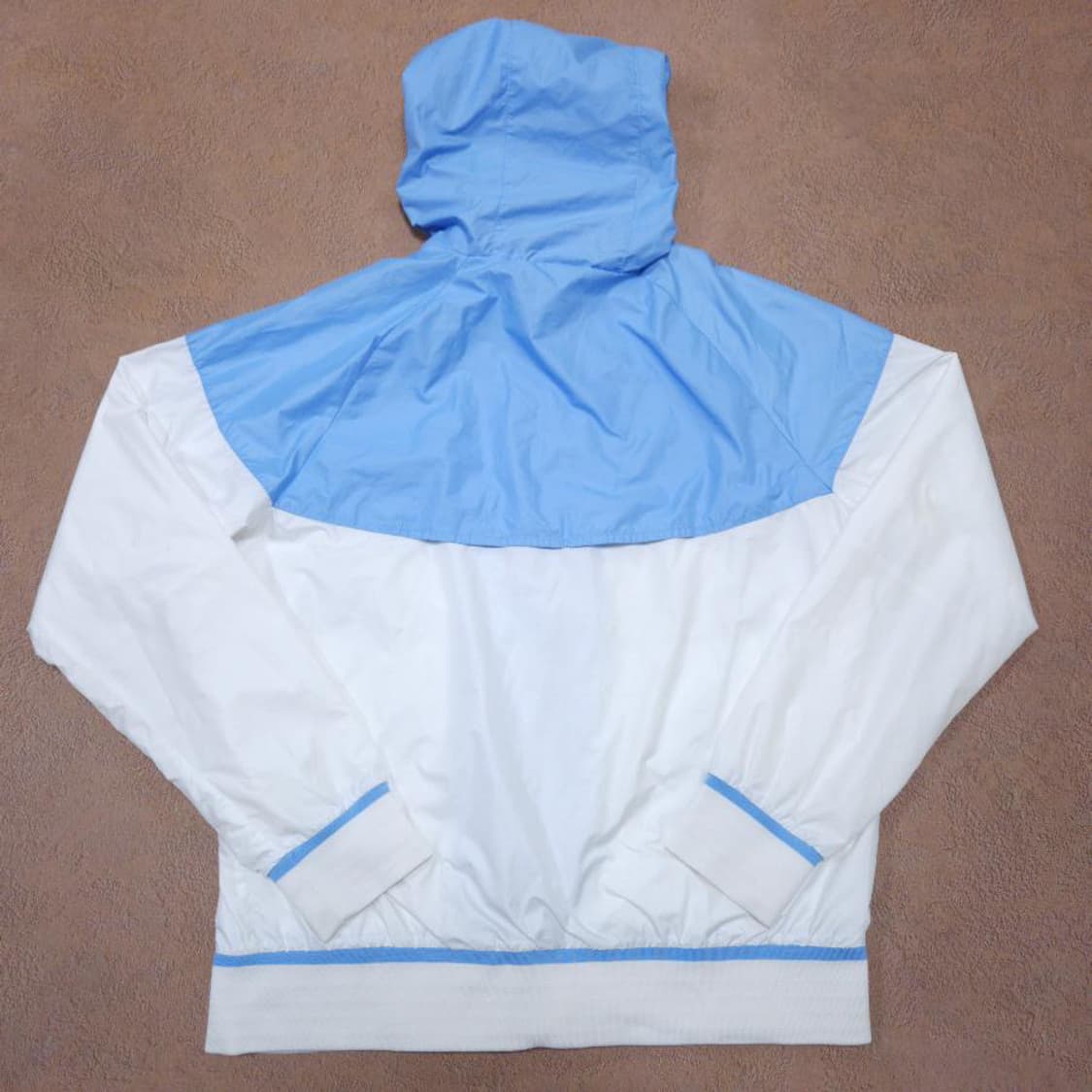 바배) 나이키 하늘색 배색 바람막이 상품이미지2