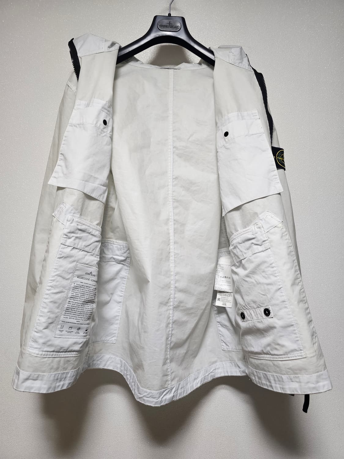 스톤아일랜드 AGGRESSIVE GOMMATO 후드 자켓 상품이미지7