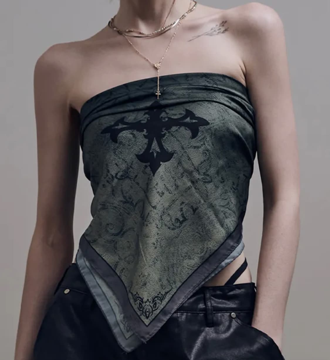 힐다 보헤미안 페이즐리 스카프 [카키] 상품이미지1