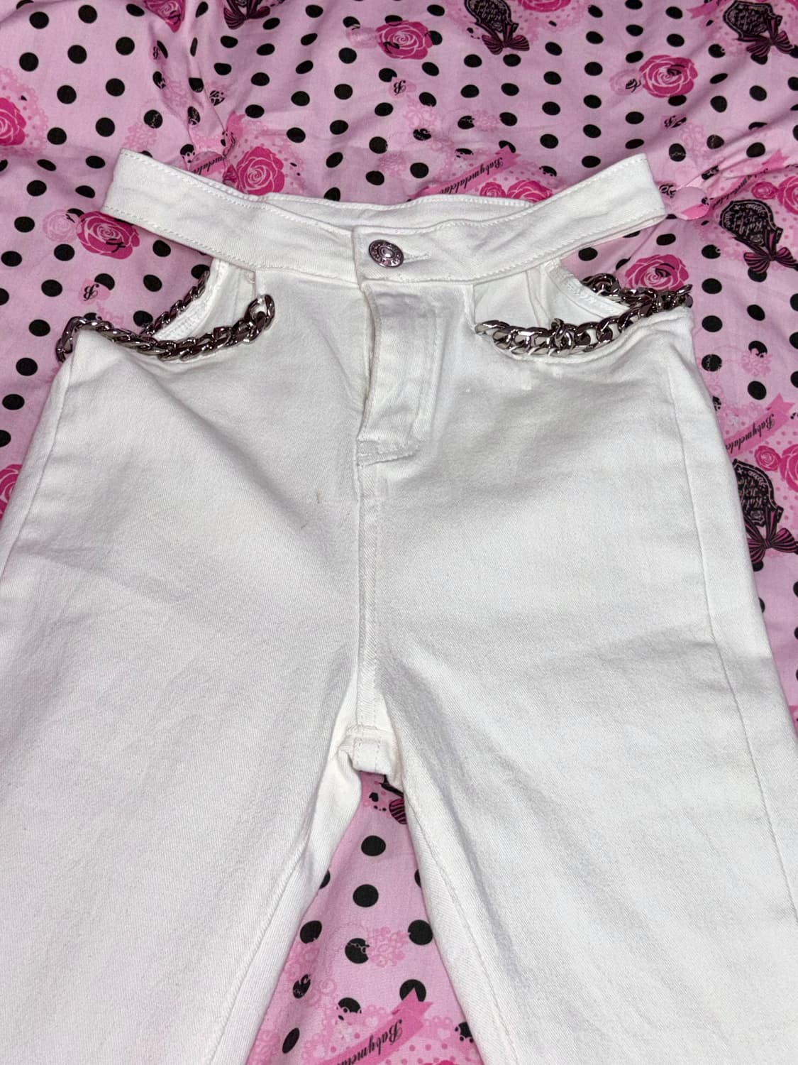 오네갸루 화이트 체인 장식 부츠컷 팬츠 상품이미지2