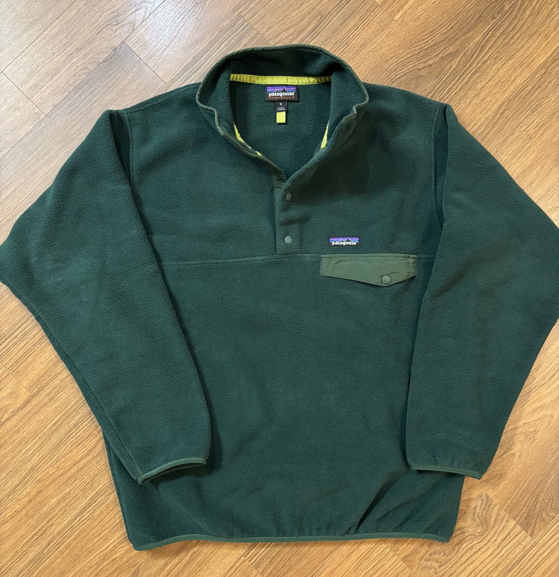 파타고니아 헤비웨이트 신칠라 노던그린 m사이즈 판매합니다. 상품이미지3