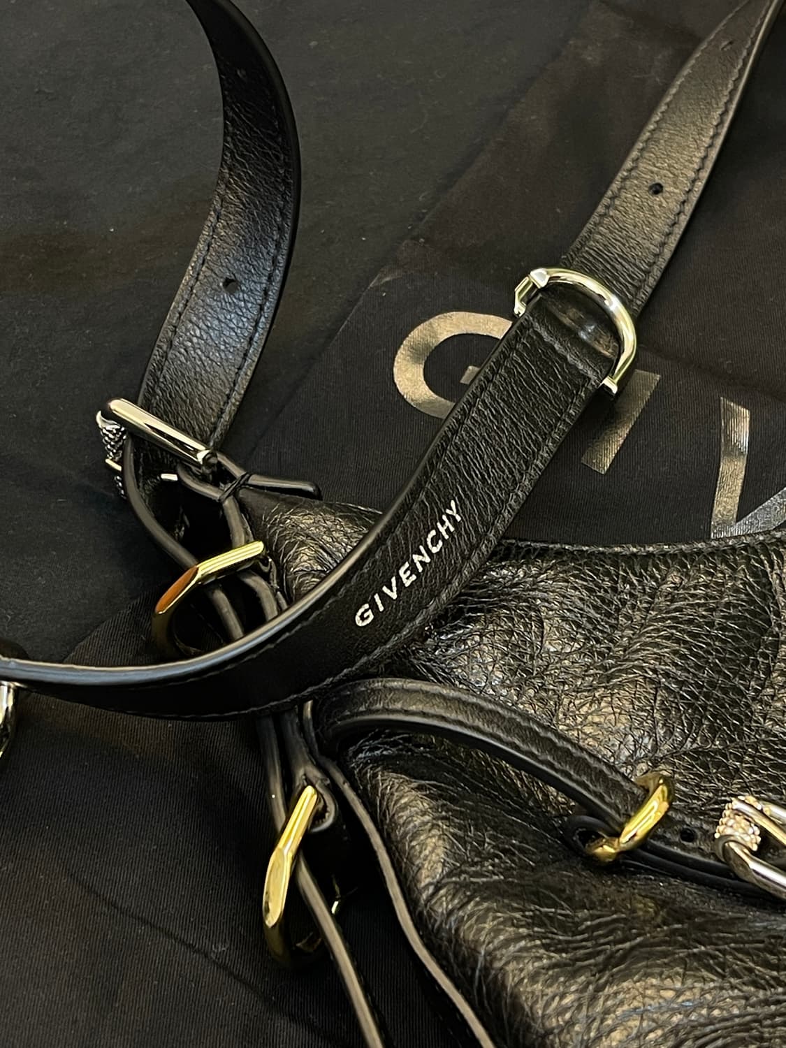 지방시 부아유 VOYOU 미니 사이즈 상품이미지4