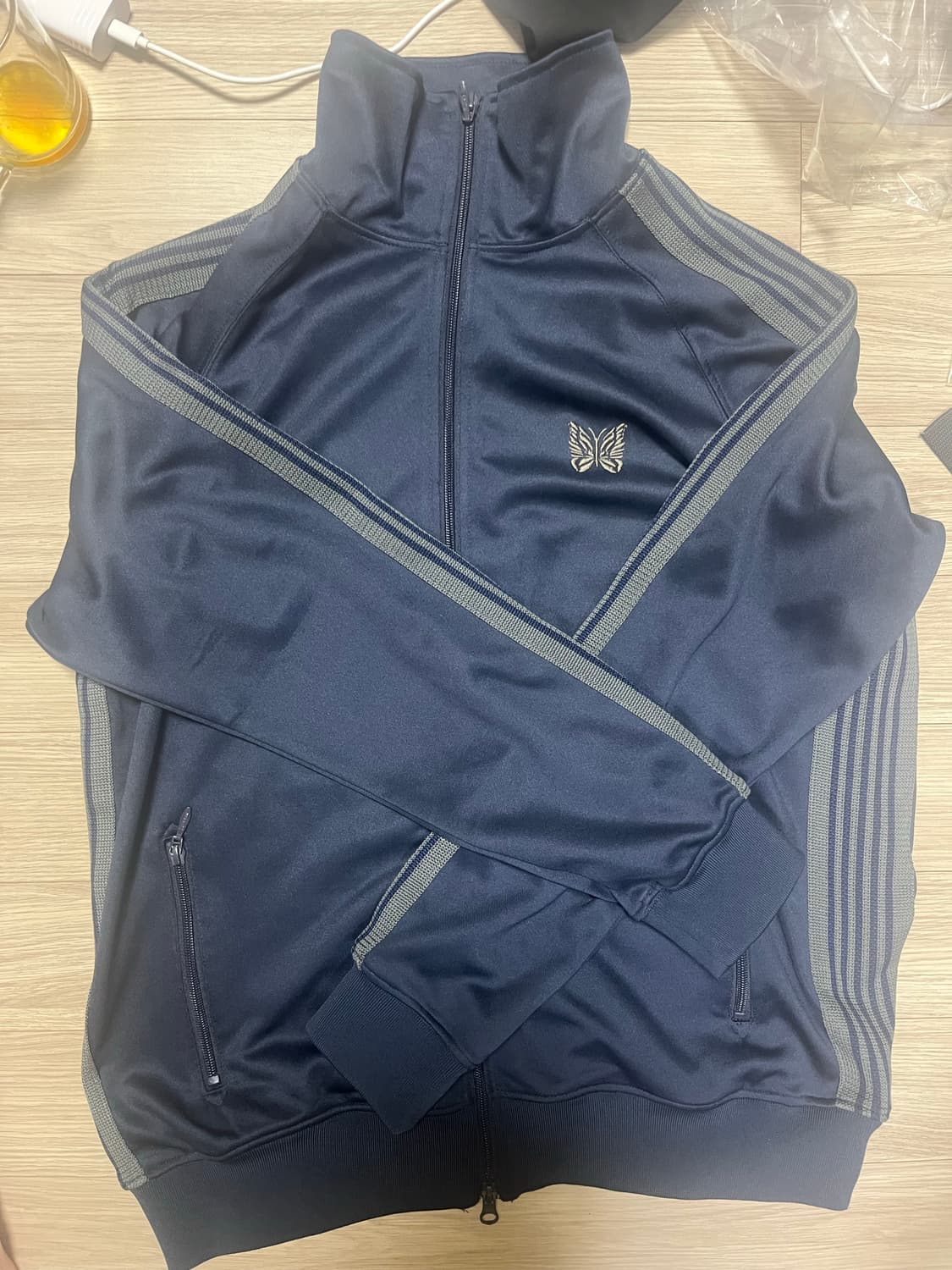 니들스 트랙자켓 m 네이비 상품이미지1