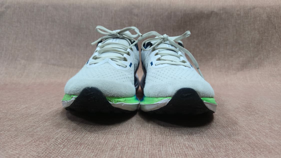 나이키 260mm- 에어 윈플로10 화이트 블랙 스타 블루 런닝화 상품이미지3