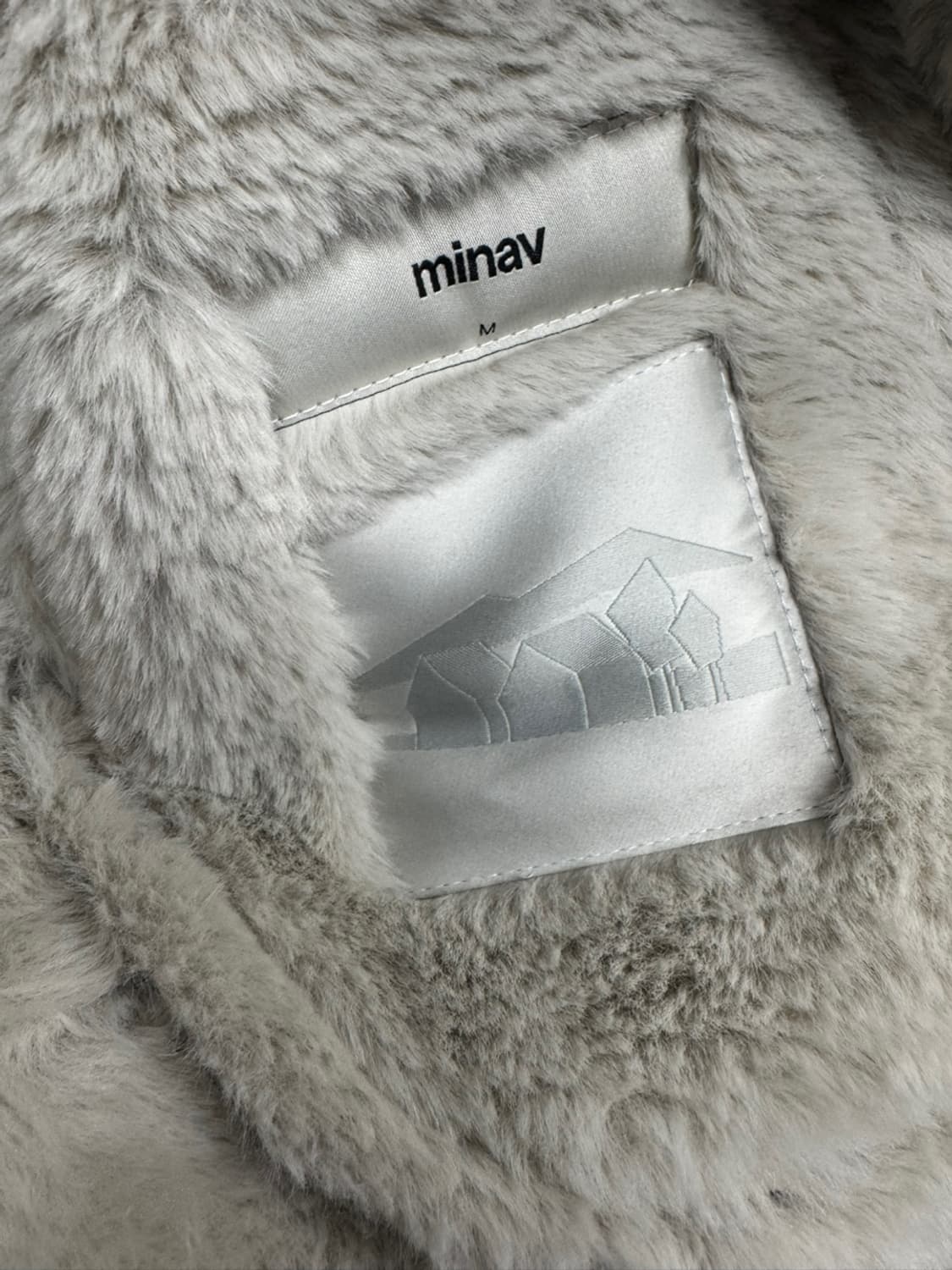 미나브 무스탕 상품이미지3