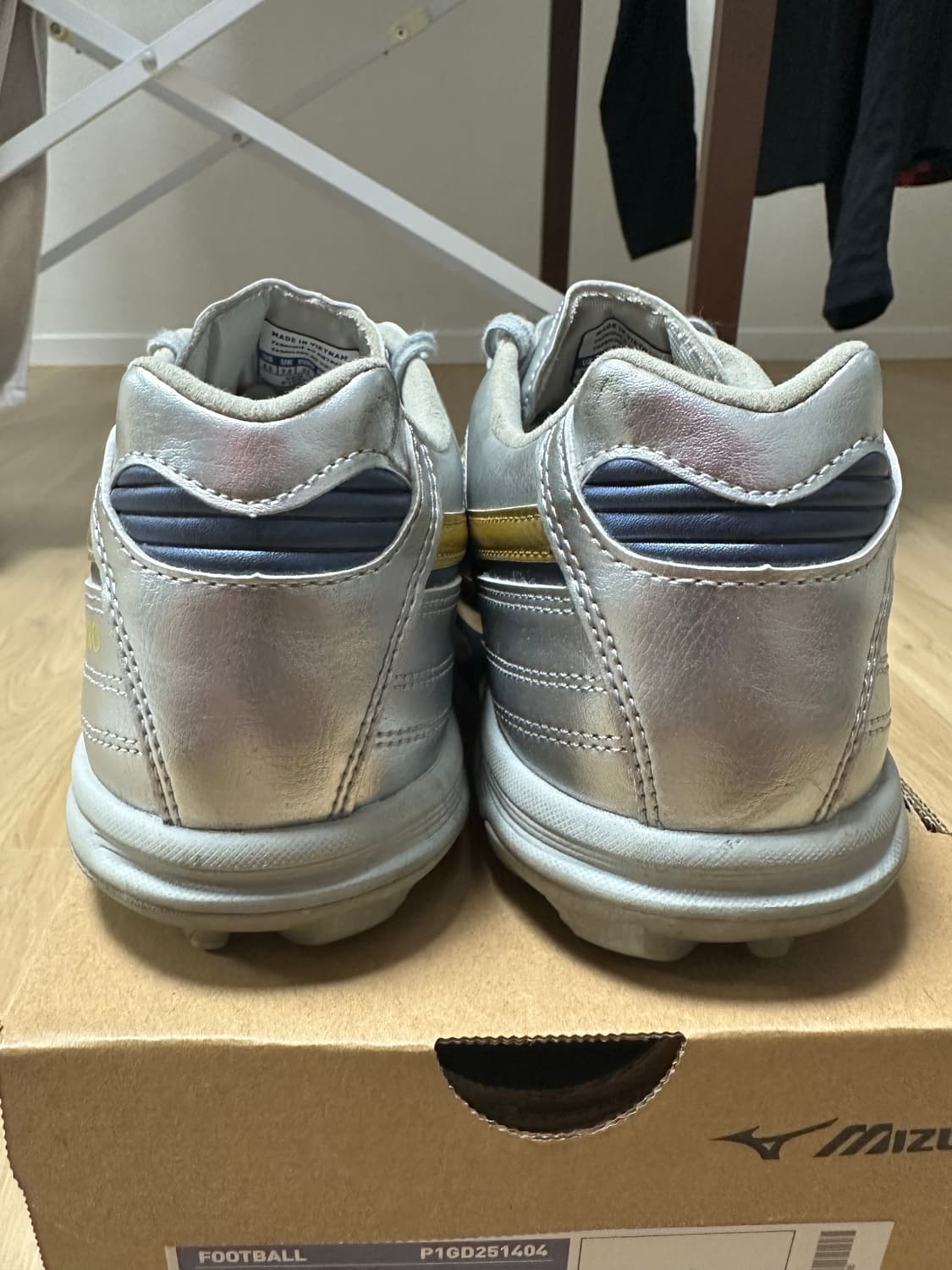 미즈노 모렐리아2 프로 AS 풋살화 플래티넘 실버팩 265 상품이미지6