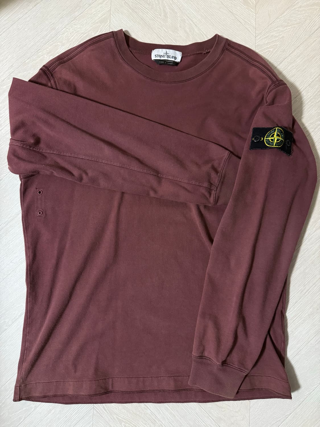 스톤아일랜드 롱슬리브 버건디  상품이미지1