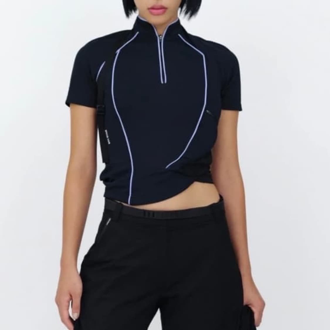 [0 size] twisted track top  상품이미지1