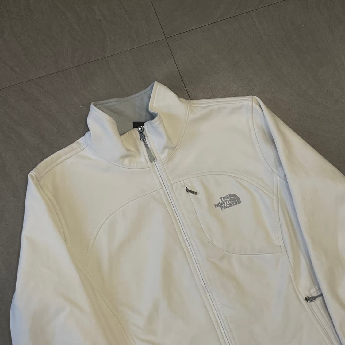 노스페이스 정품 여성 여자 화이트 자켓 상품이미지2
