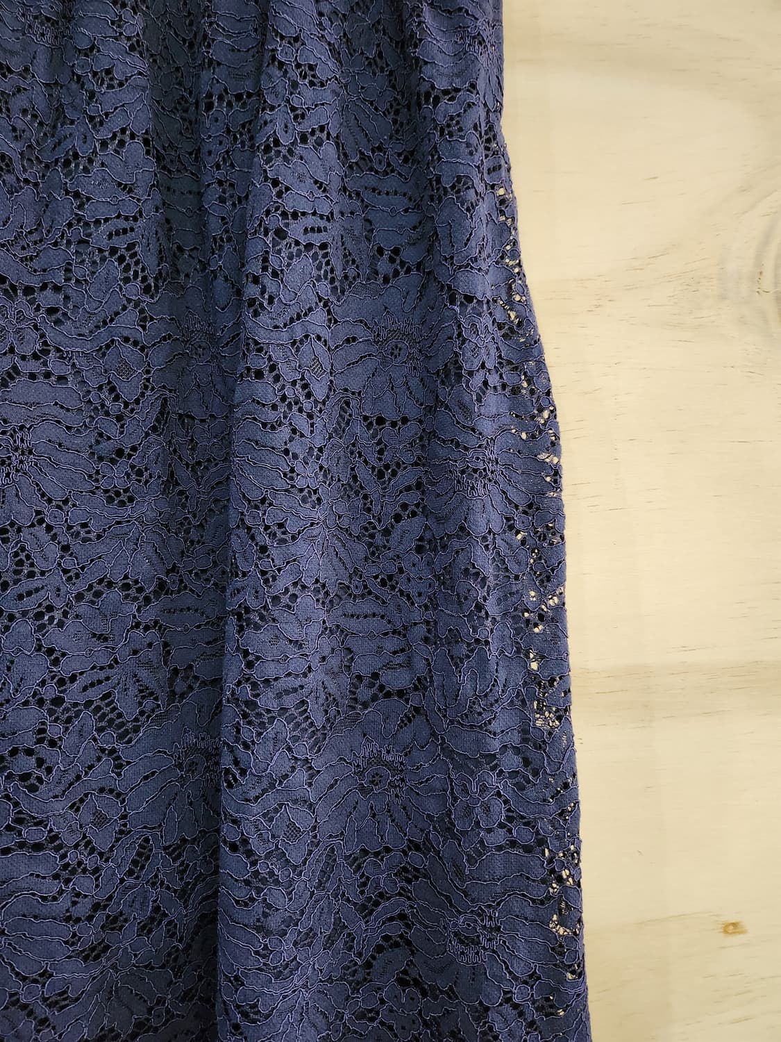 429) 유니클로 레이스 미디 스커트 상품이미지3