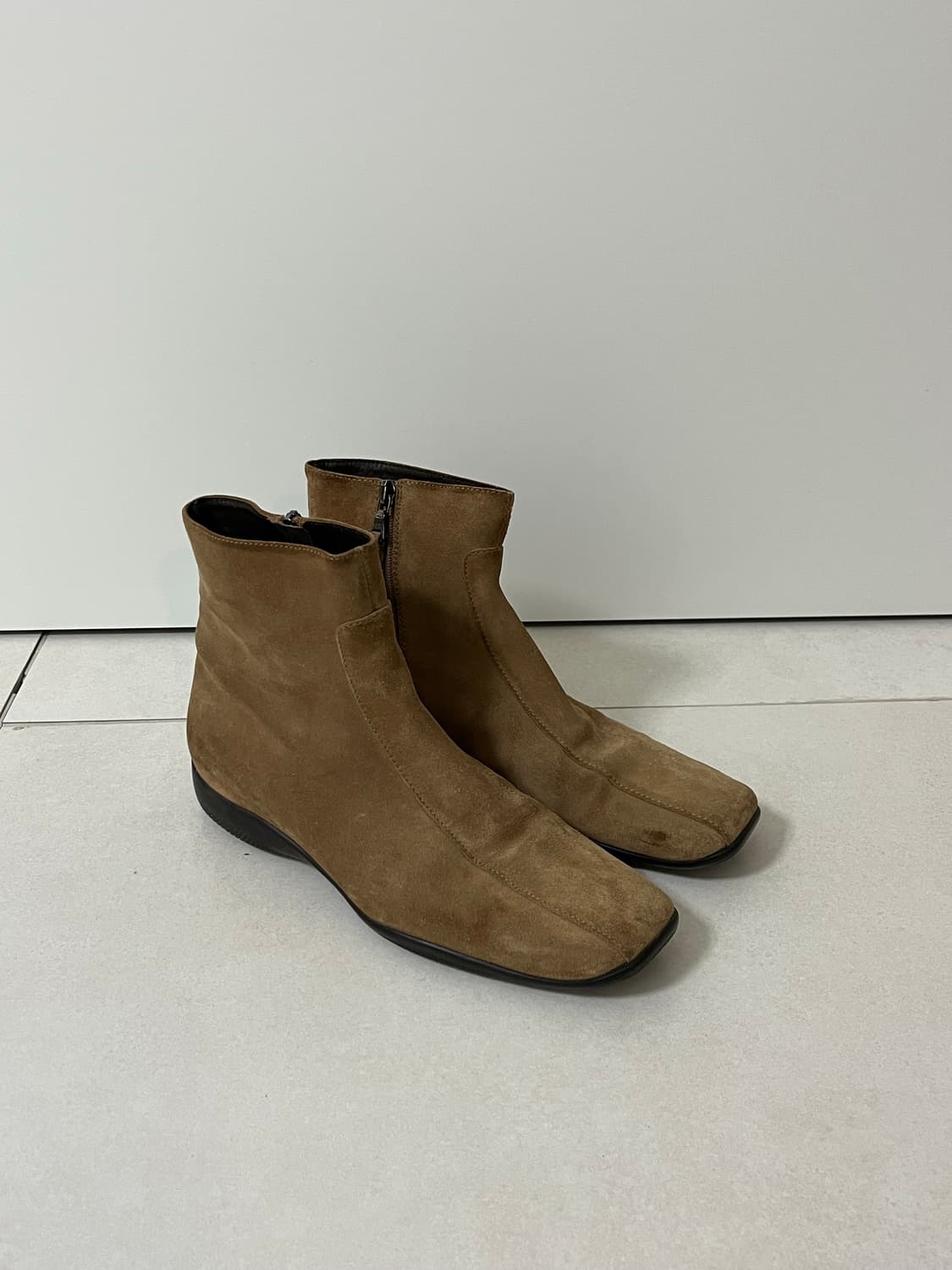 프라다 첼시부츠 상품이미지2