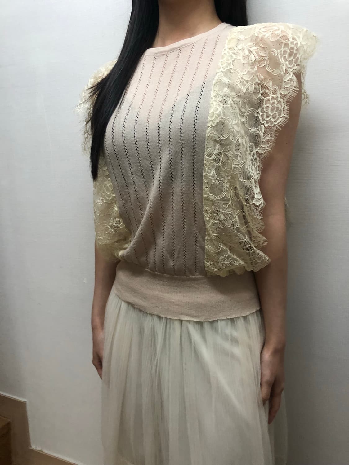 빈티지 베이지 프릴 탑 상품이미지2