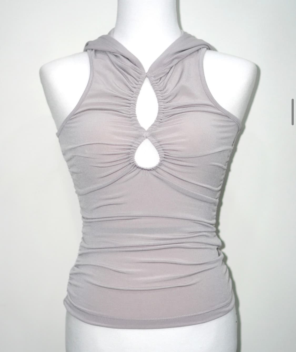 힐다 홀 슬리브리스 후디 [베이지] 상품이미지1