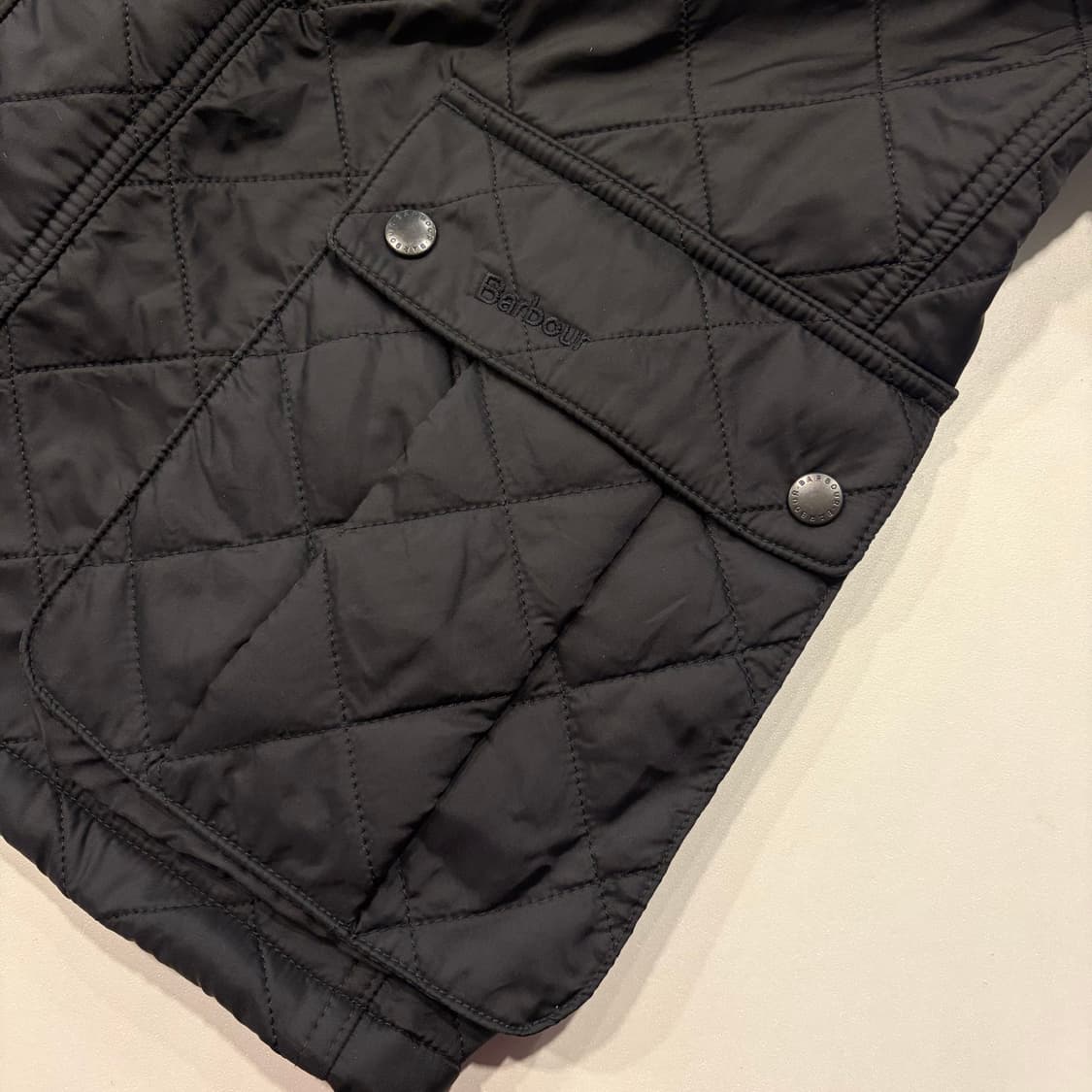 [XL] 바버 인터네셔널 아리엘 폴라퀄트 블랙 퀼팅 자켓 D67 상품이미지9