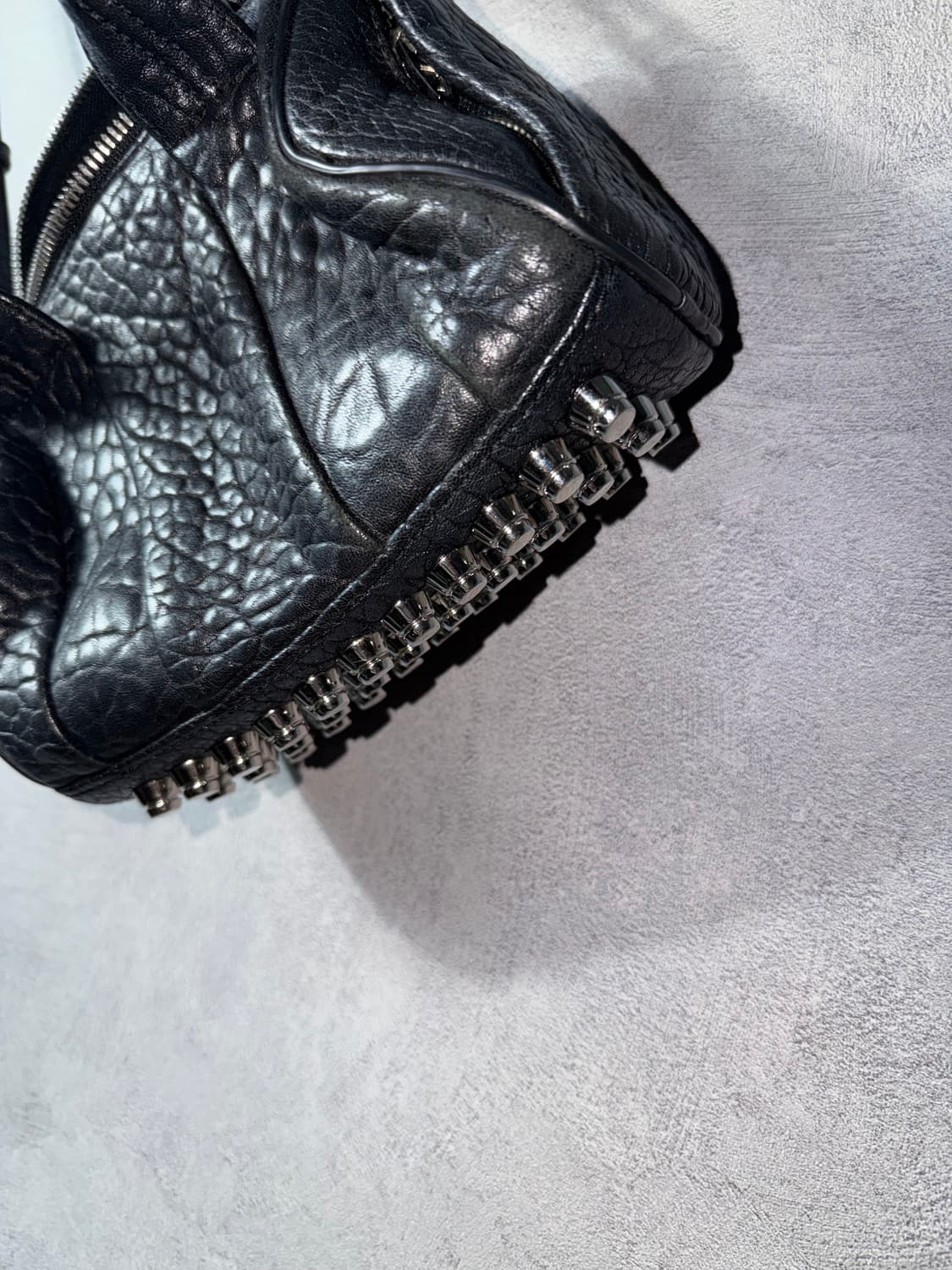 알렉산더왕 총알백 블랙 상품이미지5