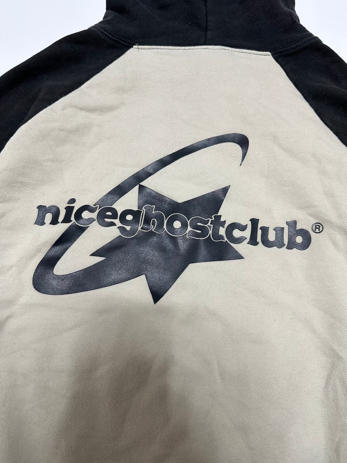 나이스고스트클럽 배색 후드티 상품이미지4