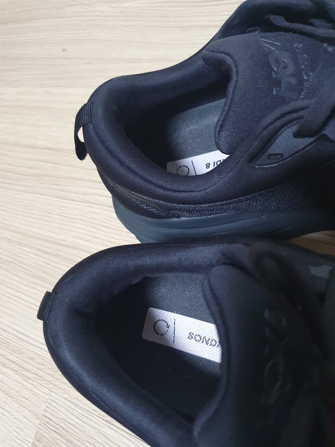 호카 본디8 운동화 270 상품이미지8