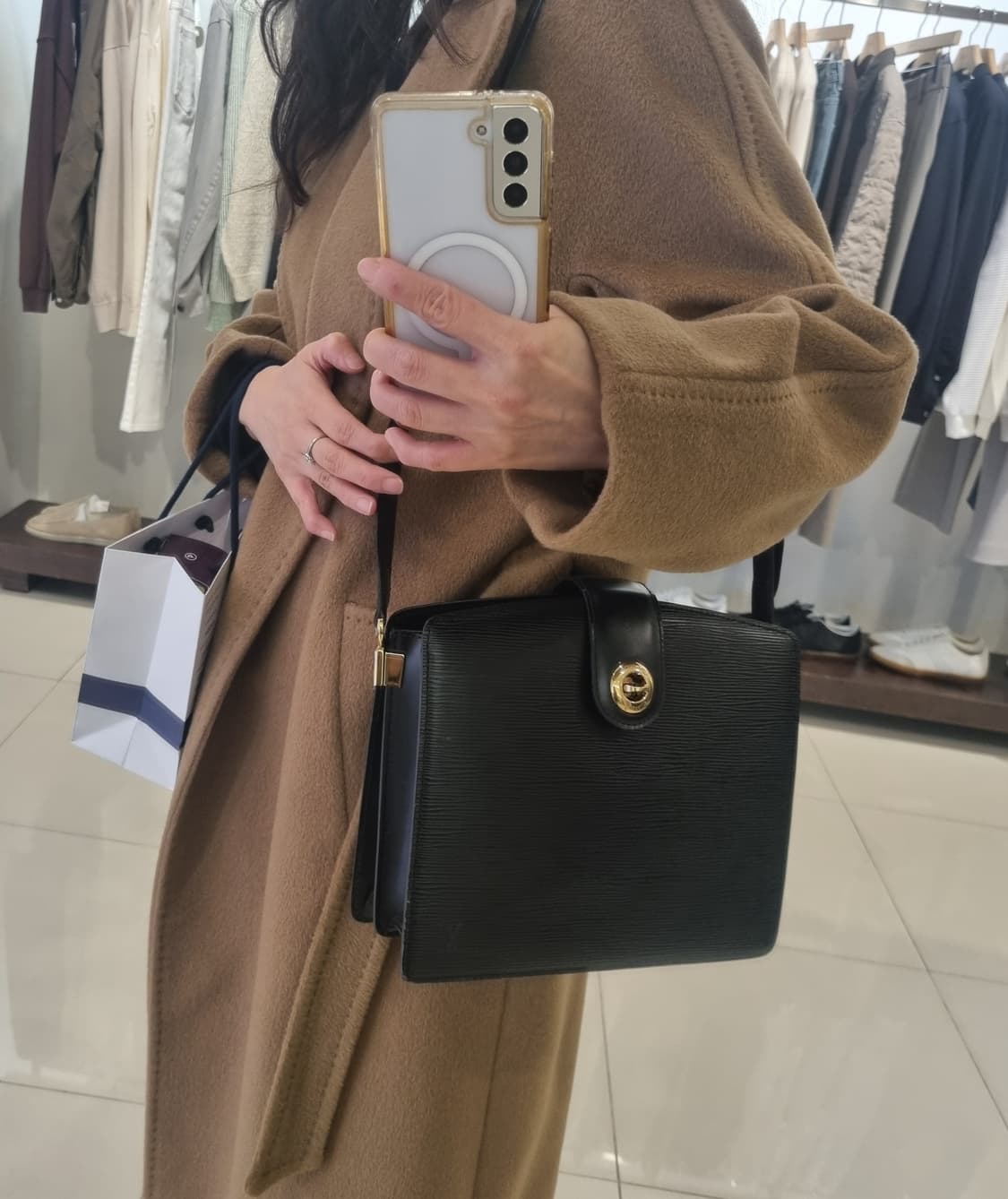 루이비통 예삐 숄더백 상품이미지10